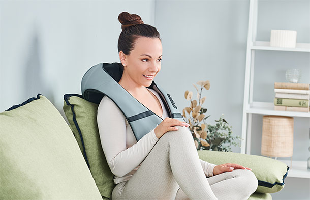 Wellneo 3D Body Shiatsu Tapping Massager